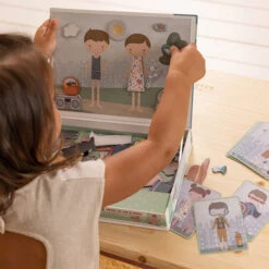 Little Dutch Magnetisch Speelbord Jim & Rosa -Little Dutch little dutch little dutch magnetisch speelbord jim 3