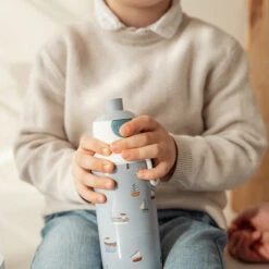 Little Dutch Mepal Drinkfles 400ml Sailors Bay 10 Little Dutch Mepal Drinkfles 400ml Sailors Bay -Little Dutch little dutch little dutch mepal drinkfles 400ml sa 2