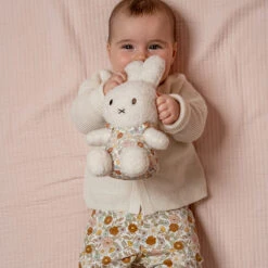 Little Dutch Nijntje Knuffel Vintage Little Flowers 35cm 9 Little Dutch Nijntje Knuffel Vintage Little Flowers 35cm -Little Dutch little dutch little dutch nijntje knuffel vintage 4